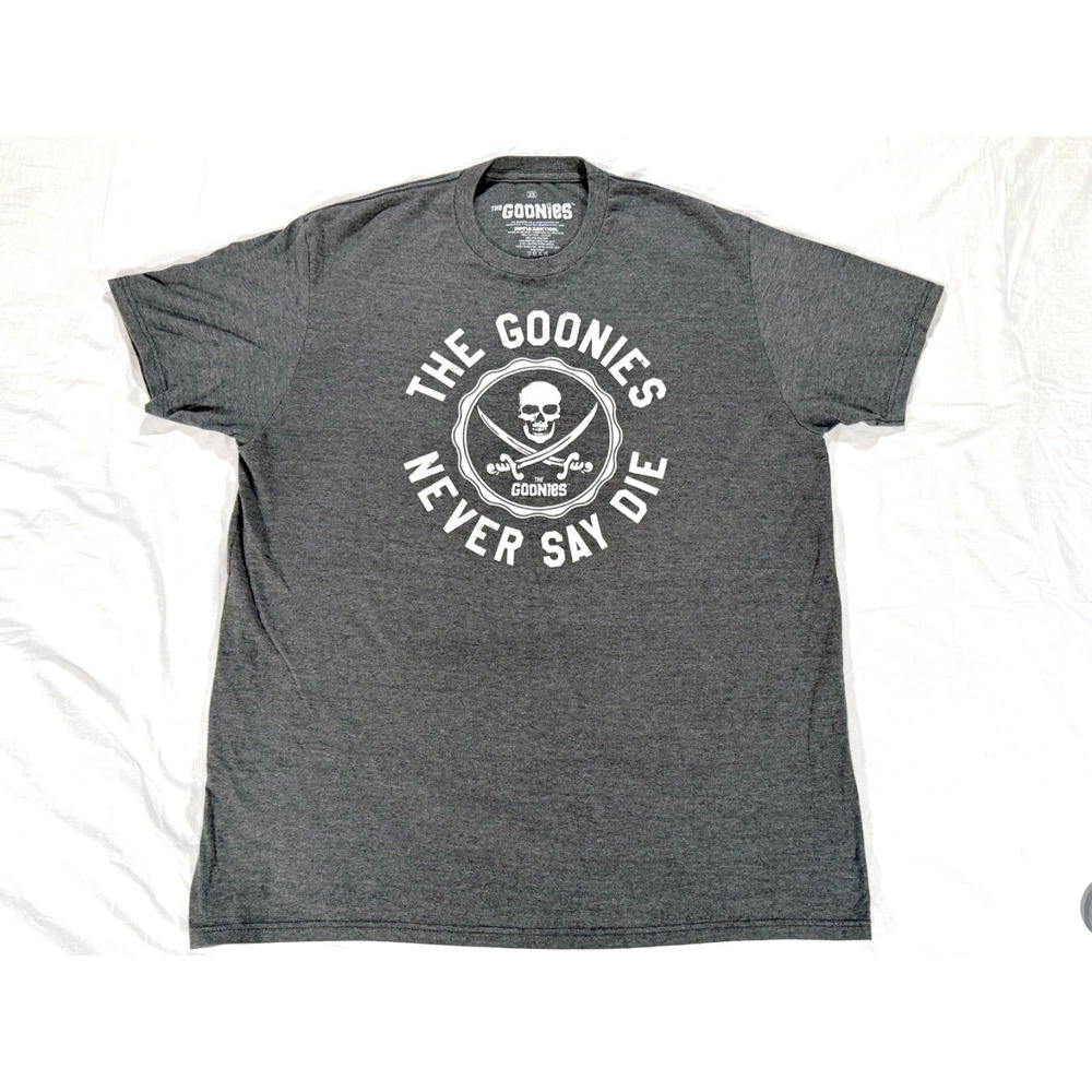 The Goonies Never Say Die T-Shirt Men's 2XL Gray Skull Pirate Graphic Tee